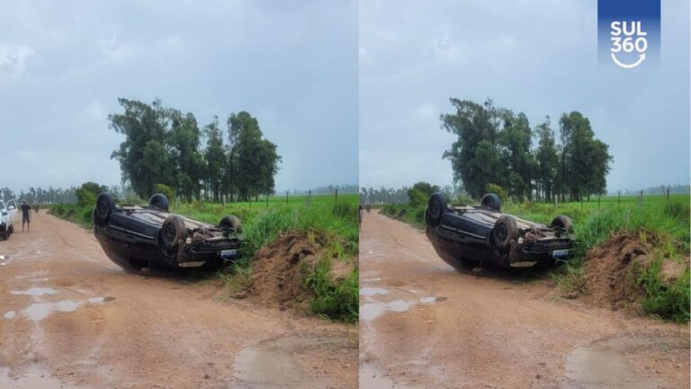 Motorista colide contra barranco e capota carro no interior de Camaquã