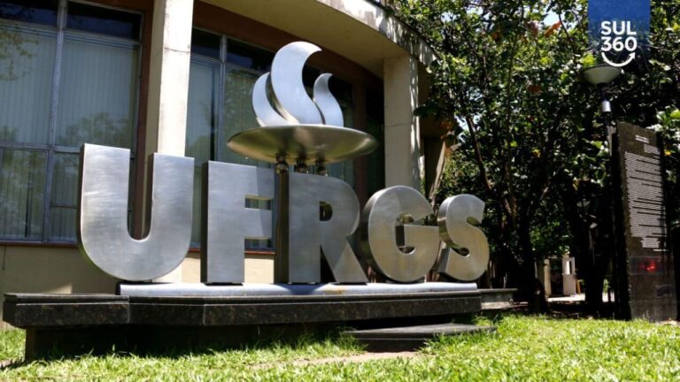 Estudantes de cursinho popular de Camaquã comemoram aprovações na UFRGS