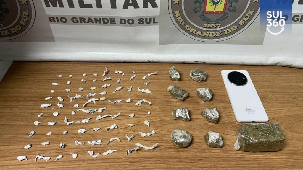 Mulher de 26 anos é presa por tráfico de drogas no bairro São Pedro, em Camaquã