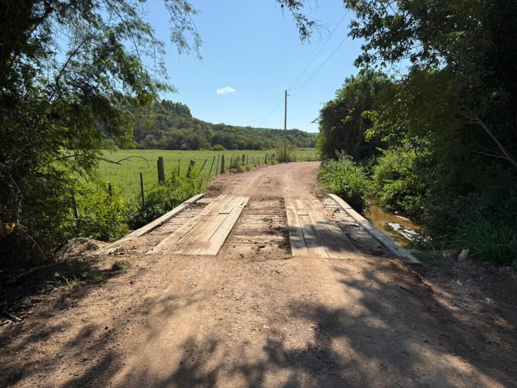 WhatsApp-Image-2026-02-06-at-13.59.47-2-1024x768 Interior de Camaquã recebe obras em pontes, estradas e sistemas de drenagem