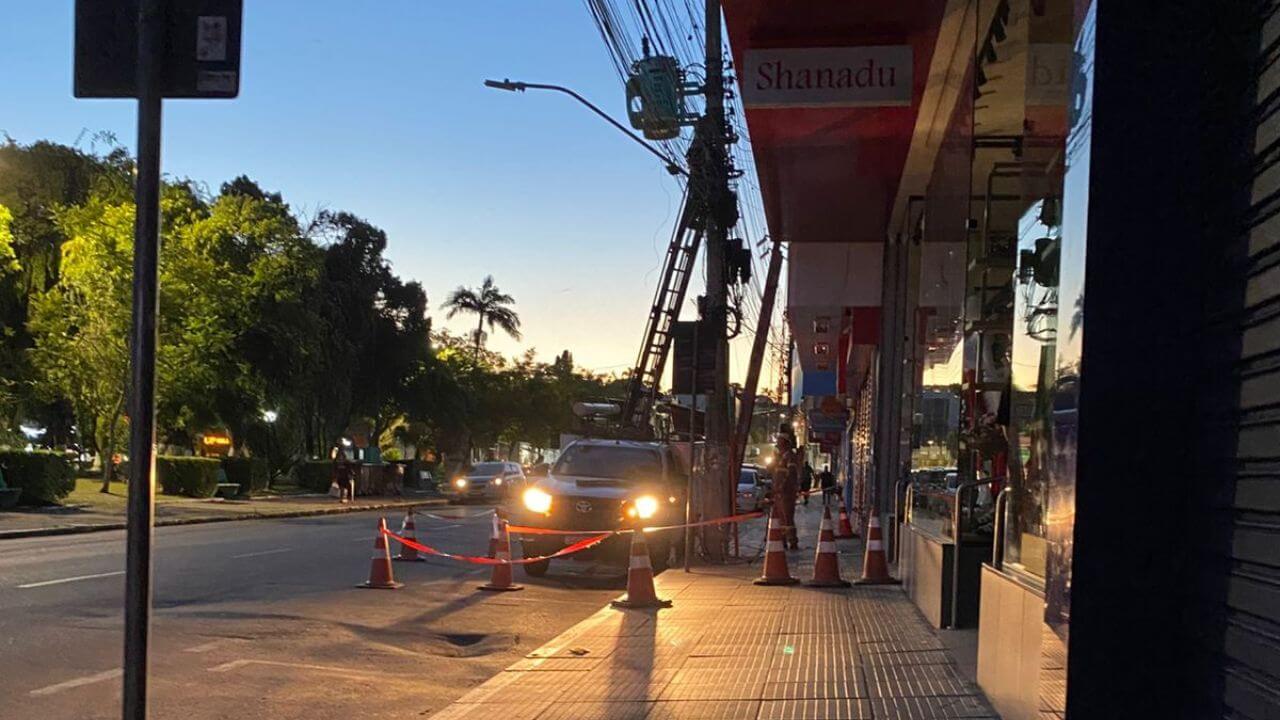 Problema em transformador deixa quadra do Centro de Camaquã sem luz