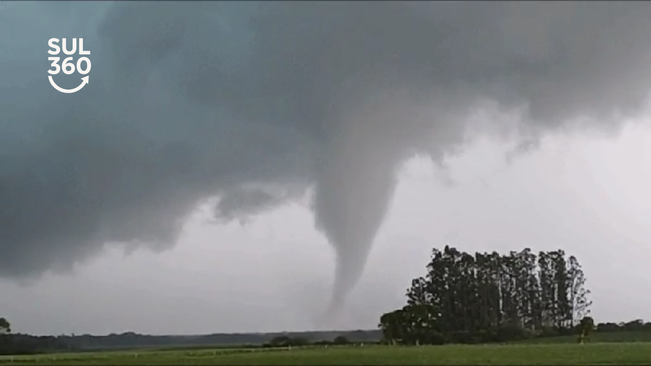 Defesa Civil apura danos após tempestade e registro de tornado no interior do RS