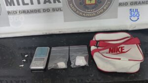 Traficante é preso pela Brigada Militar no bairro Viégas, em Camaquã