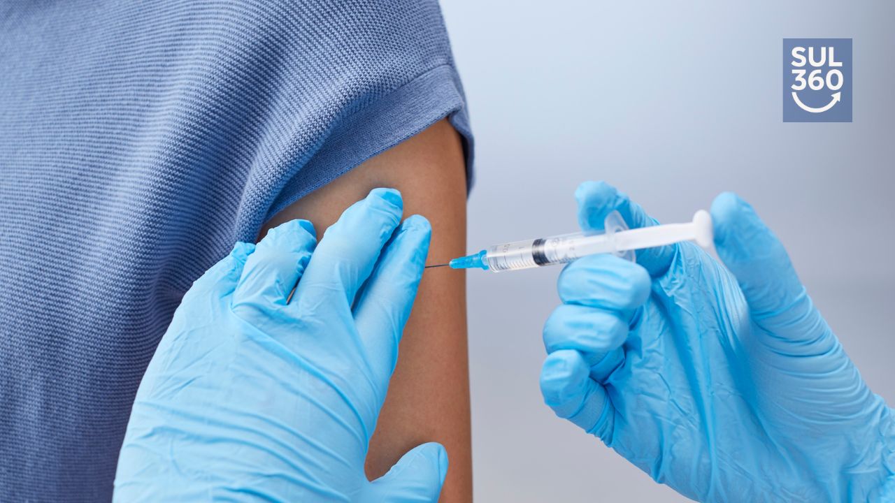 vacinação de pessoa em camaquã