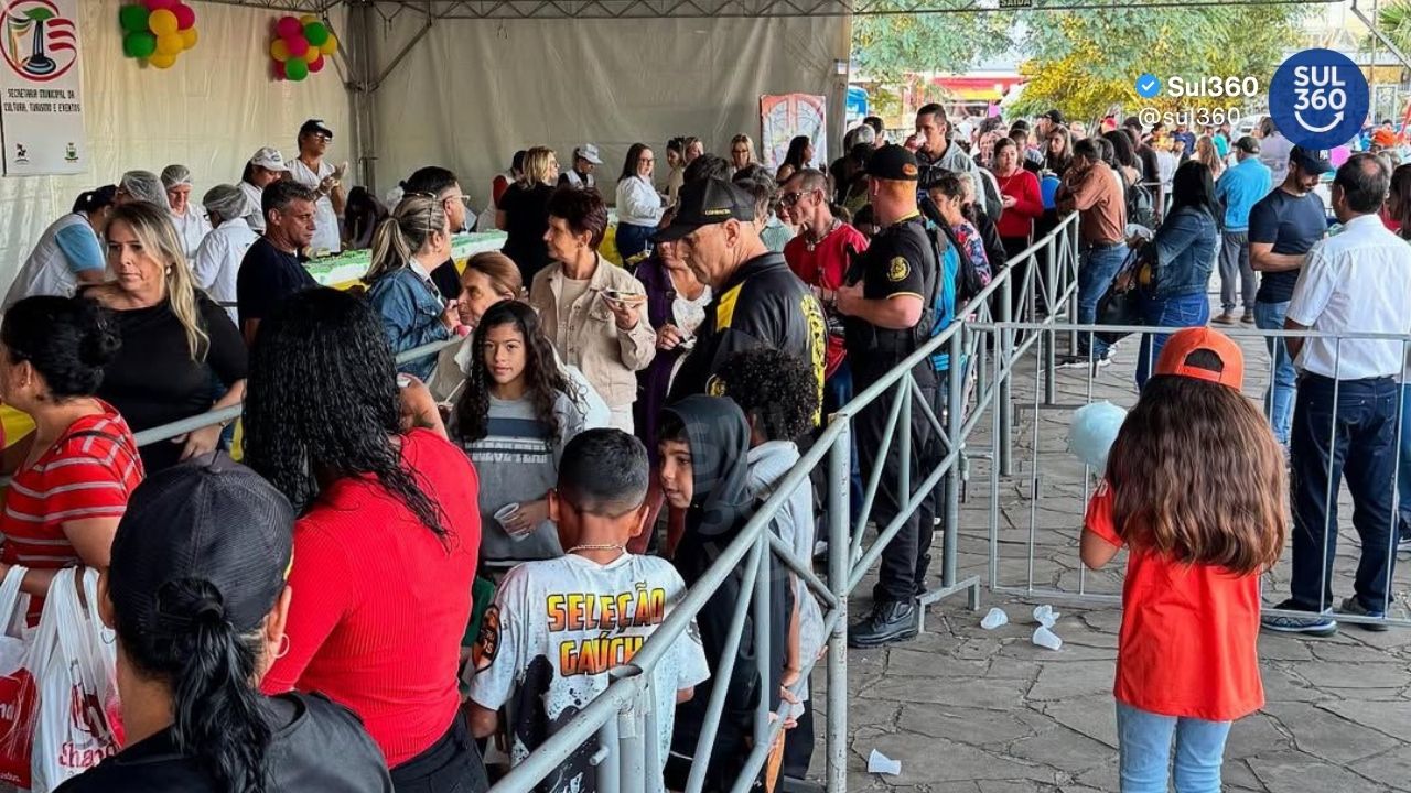 A cidade de Camaquã comemora seus 162 anos neste sábado, dia 18 de abril, com uma programação especial aberta ao público na Praça Zeca Netto. Organizado pela Prefeitura, o evento inicia às 16h e reúne atrações culturais, musicais e atividades voltadas para todas as idades.