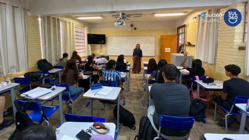 Prefeitura abre processo seletivo com 48 vagas na área da Educação