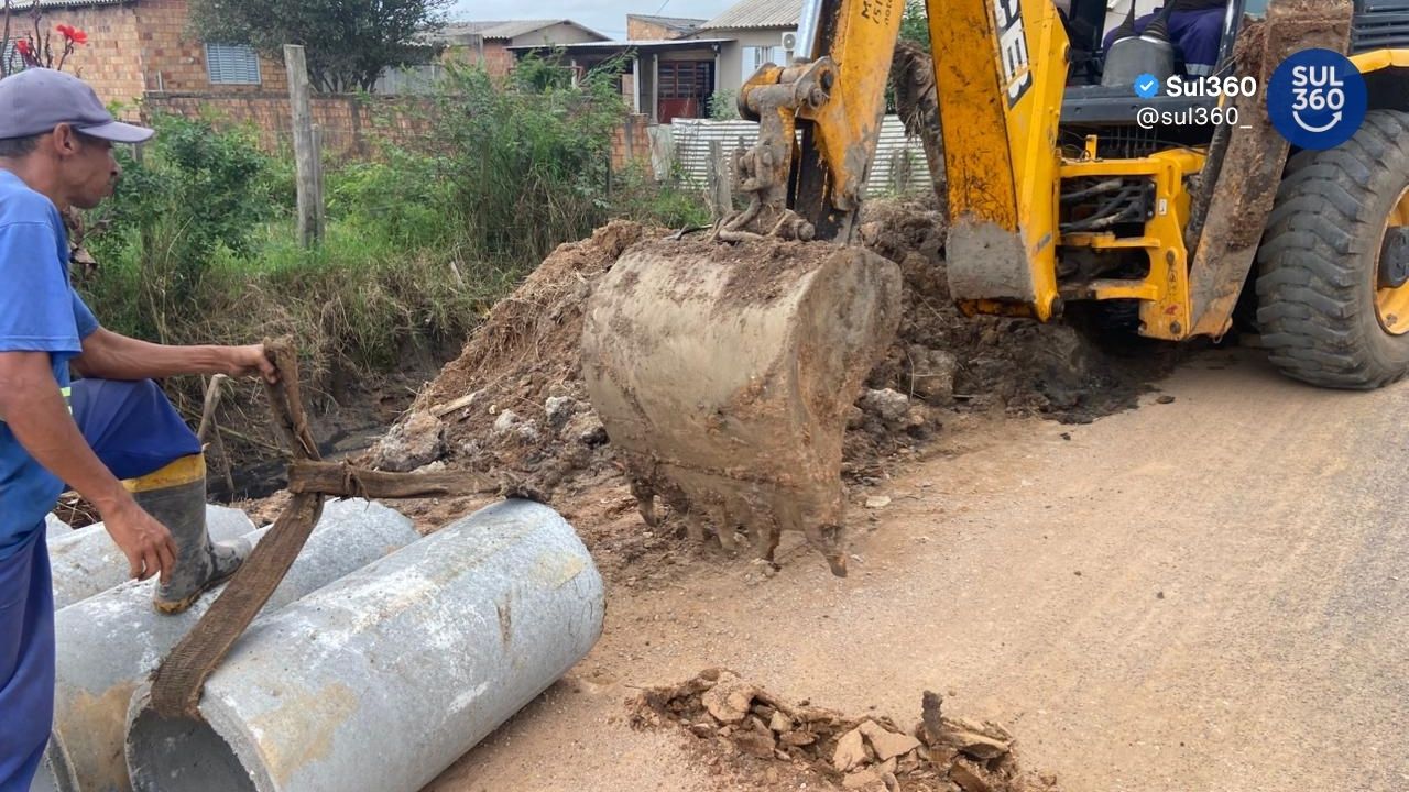 Prefeitura realiza obras na drenagem do bairro São Pedro para melhorar o escoamento das águas