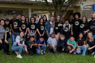 EMEF Chequer Buchaim realiza encontro da cooperativa escolar e elege novos membros