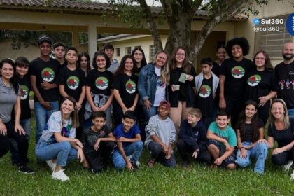 EMEF Chequer Buchaim realiza encontro da cooperativa escolar e elege novos membros