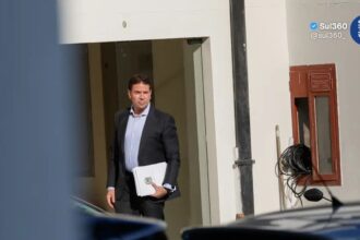 Ex-deputado brasileiro está sob custódio do ICE após meses foragido nos EUA