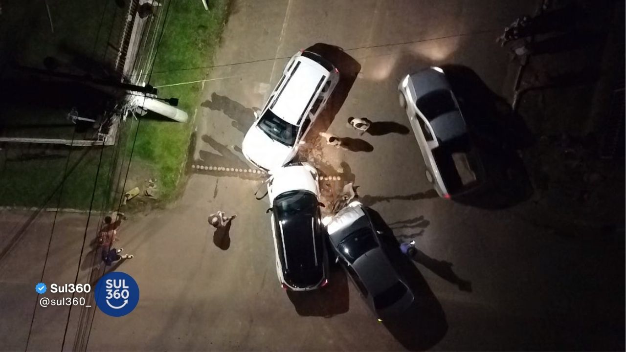 Acidente envolve três veículos em cruzamento já conhecido de Camaquã