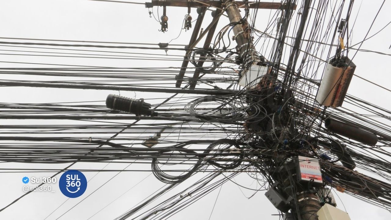 Reunião define medidas para regularizar problemas envolvendo fiação em Camaquã