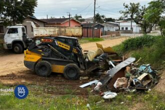 Infraestrutura realiza serviços em bairros durante o "feriadão" em Camaquã
