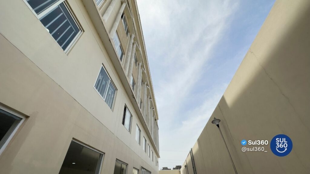 Todo morador pode ser síndico do condomínio?