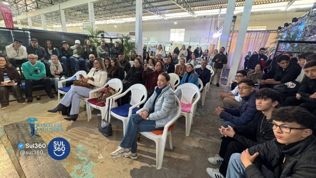 Café com Associado reúne inovação, inteligência artificial e homenagens na Arena ACIC