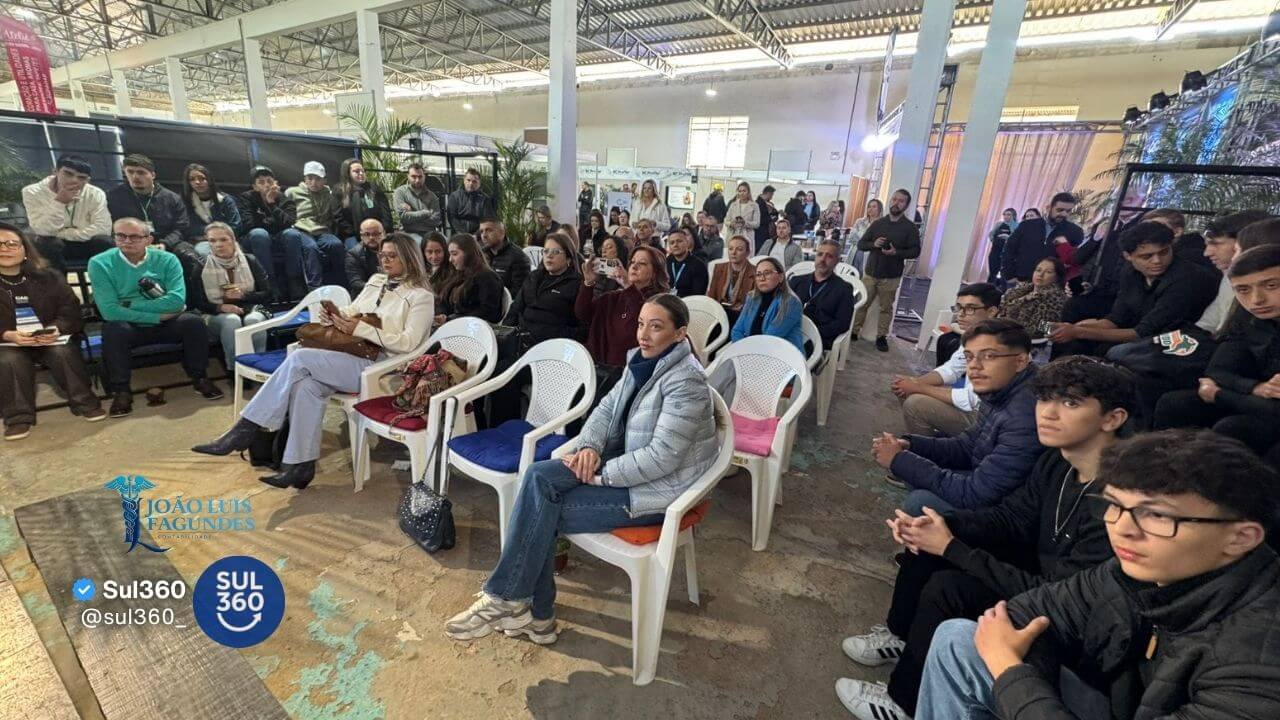 Café com Associado reúne inovação, inteligência artificial e homenagens na Arena ACIC
