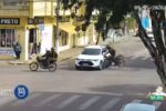 Câmera flagra colisão no Centro de Camaquã; veja o vídeo