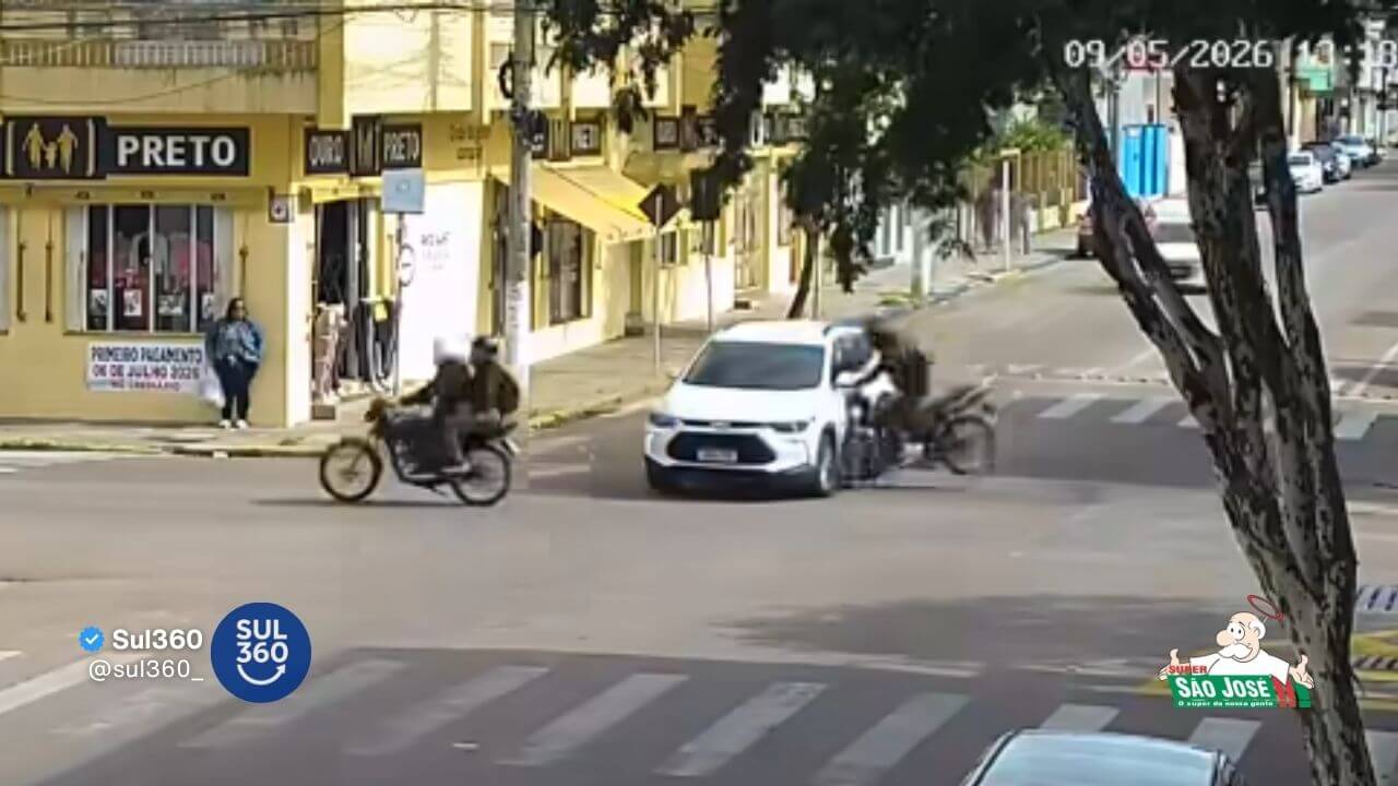 Câmera flagra colisão no Centro de Camaquã; veja o vídeo