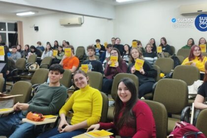 Cursinho Popular Raízes abre inscrições para turma gratuita preparatória ao Enem