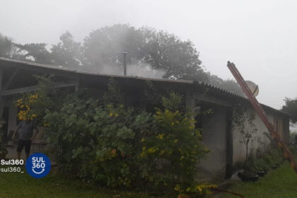 Incêndio atinge residência no interior de Sentinela do Sul