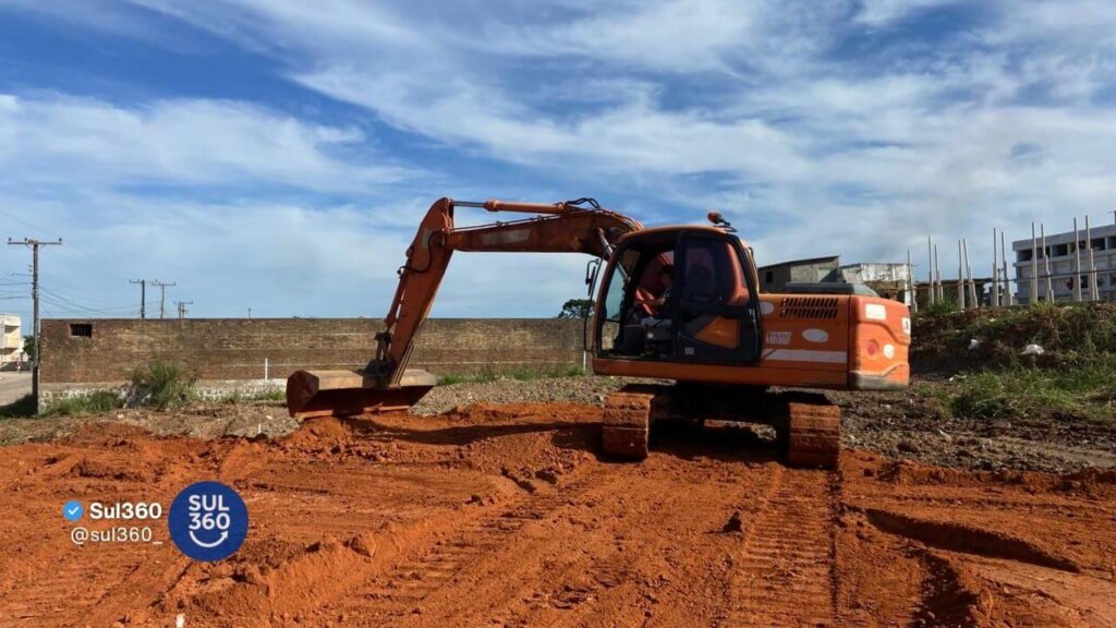 Prefeitura prepara terreno para ampliar Cemitério Bom Pastor, em Camaquã