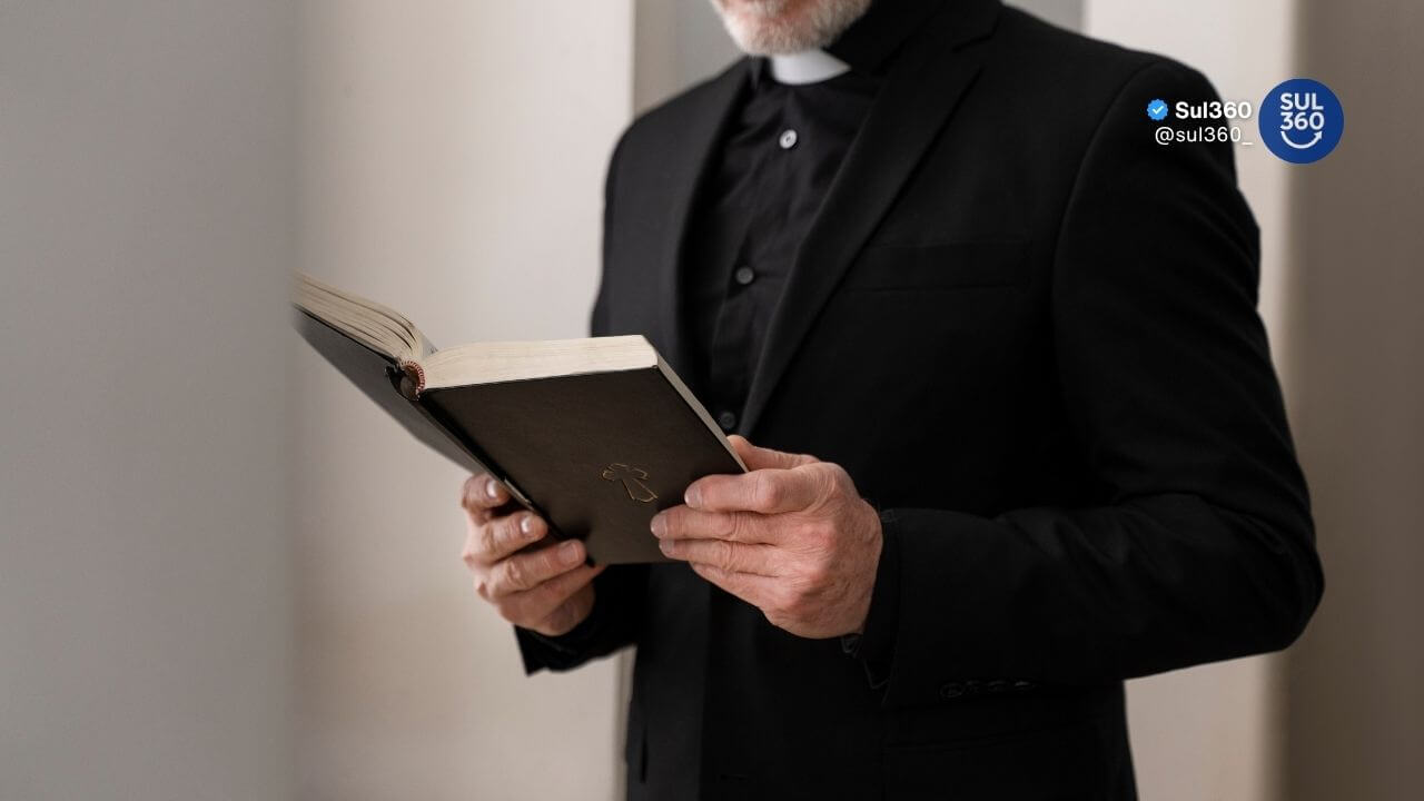 Ex-padre de Guaíba é condenado por estupro e armazenamento de pornografia infantil
