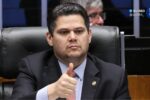 Alcolumbre defende análise sem pressa e sugere "melhorar" PEC da escala 6x1