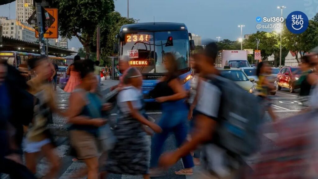 Desemprego no Brasil cai para 5,6% e registra menor taxa para o período desde o início da série histórica