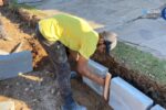 Obras de calçamento são iniciadas na Rua Garibaldi no Bairro Dona Tereza