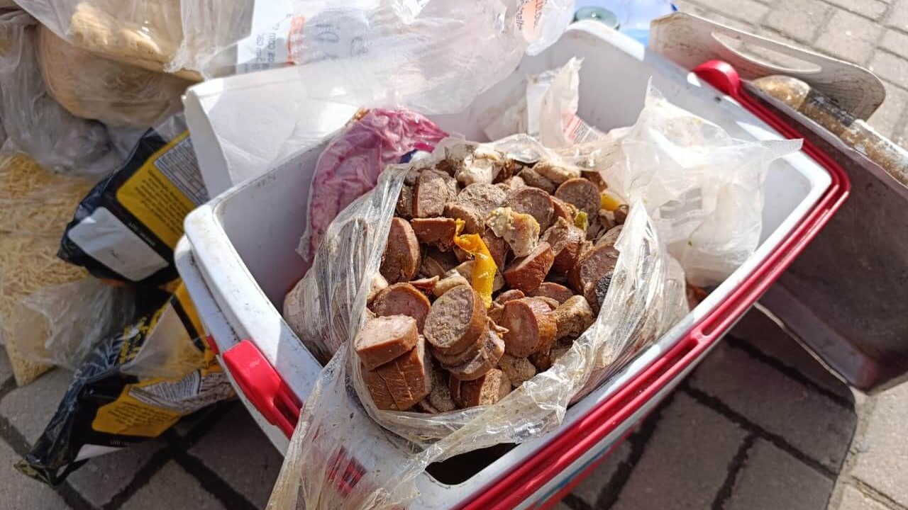 Ação conjunta identifica expositor irregular com produtos impróprios na Prainha