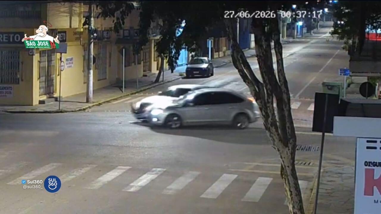 Cruzamento do Centro de Camaquã registra terceiro incidente em menos de um mês