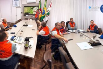 Prefeitura mobiliza força-tarefa para atender possíveis ocorrências durante período de chuva em Camaquã