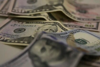 dolar