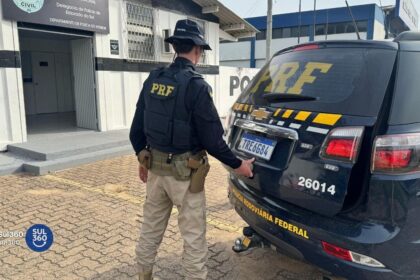 Homem acusado por violência doméstica é preso durante abordagem na BR-290