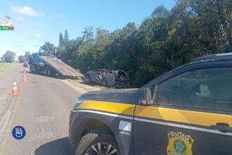 Homem morre após saída de pista e capotamento na BR-116 em Tapes